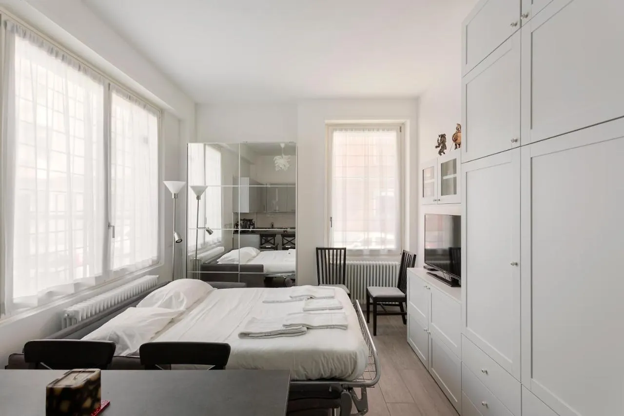 The perfect one - Studio apt in Città Studi Milano 0*,